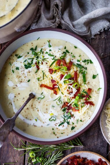 This creamy potato soup is loaded with classic baked potato flavors. A simple, satisfying bowl of comfort food, the whole family will love. Vegan-adaptable and gluten-free.